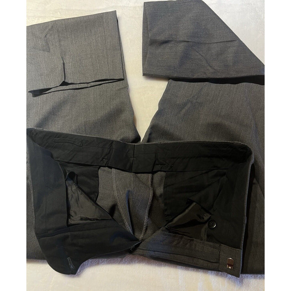 Jos A Bank Travelers Slim 40R 32x27+ Men Gray 2 Piece Suit Jacket Pants Note - Picture 11 of 15